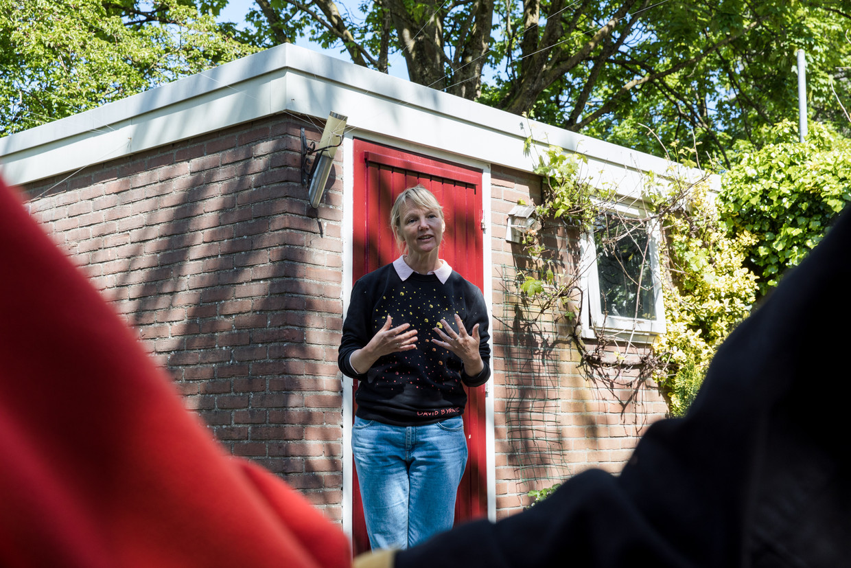 De Volkskrant woonde een privévoorstelling bij in Apeldoorn, bij een gezin dat een moeilijke tijd doormaakt.